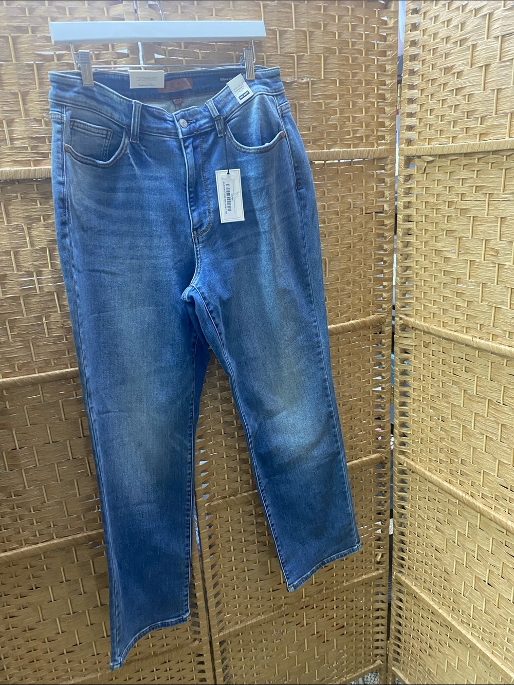 Judy Blue Women's Blue Washed Slim Straight Jeans